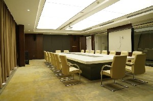 浙江樱桃视频污污污磨床（chuáng）智能製造基地辦公環境