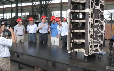 浙（zhè）江省常務副省長陳敏爾視察樱桃视频污污污鑄造