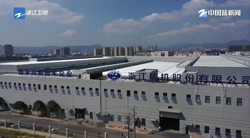 1704690216721697.jpg 杭(háng)機航拍.jpg